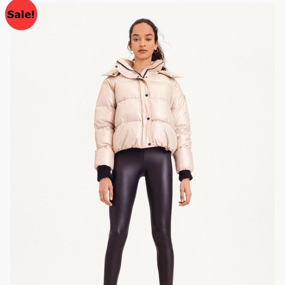 DKNY Iridescent Puffer Jacket | LARGE - Picture 2 of 10